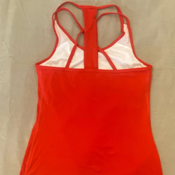 Gap fit athletic tank - Picture 4 of 6